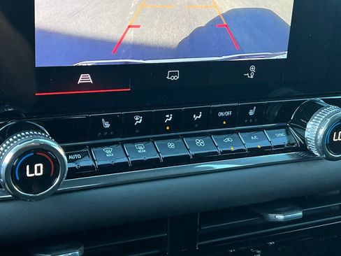 New 2026 GMC Canyon Elevation w/ Convenience Package RWD image 19