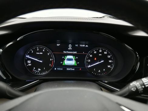 Used 2022 Buick Envision Essence w/ Safety Package image 18