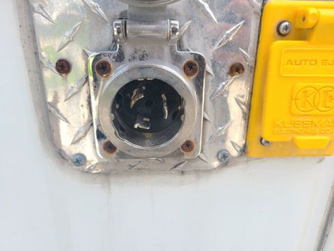 Used 1999 Ford E-450 and Econoline 450 image 27