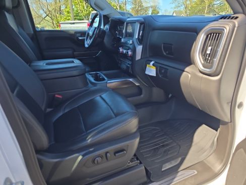 Used 2021 GMC Sierra 1500 SLT w/ SLT Premium Package AWD/4WD image 16
