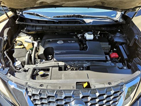 Used 2019 Nissan Murano S image 28