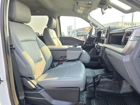 Used 2023 Ford F250 XL AWD/4WD image 14
