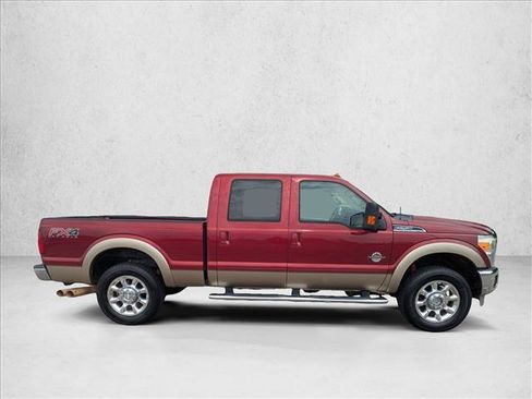 Used 2013 Ford F250 Lariat w/ Lariat Interior Pkg AWD/4WD image 4