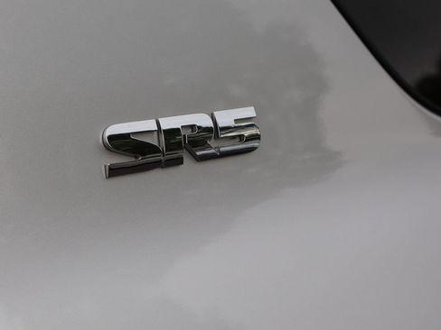 Used 2018 Toyota 4Runner SR5 w/ Wilderness Package AWD/4WD image 31