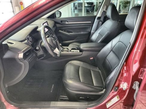 Used 2022 Nissan Altima 2.5 SL FWD image 12