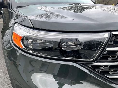 Used 2022 Ford Explorer XLT AWD/4WD image 31