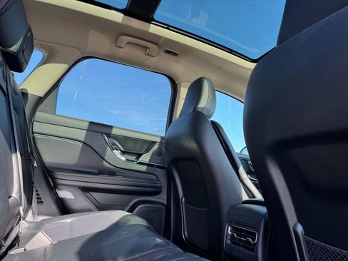 New 2026 Lincoln Corsair Reserve w/ Jet Appearance Package image 22