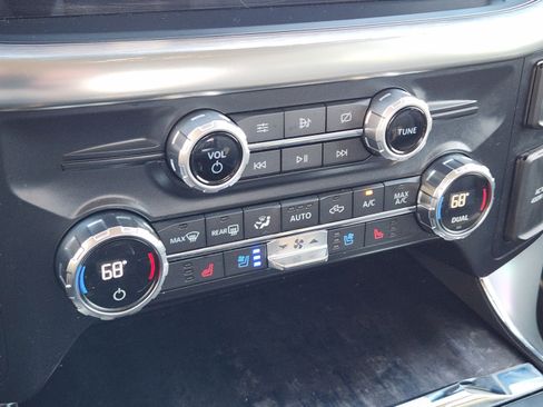 Used 2021 Ford F150 Lariat AWD/4WD image 13