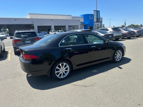 Used 2007 Acura TSX w/ Navigation FWD image 3