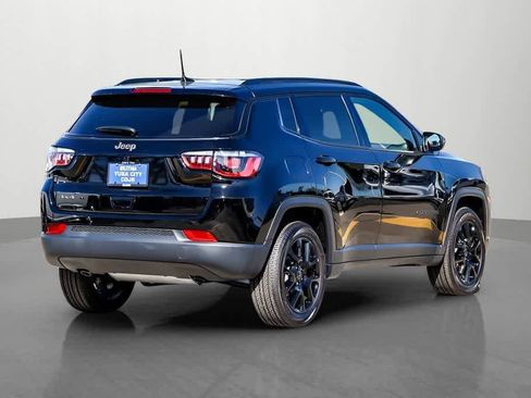 New 2025 Jeep Compass Latitude w/ Altitude Special Edition image 5