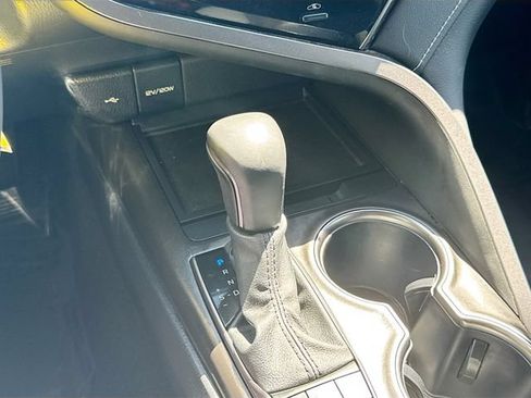 Used 2024 Toyota Camry SE FWD image 16