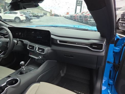 Used 2025 Ford Mustang GT Premium RWD image 12
