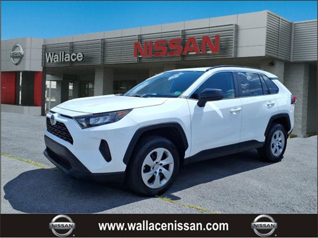 Used 2021 Toyota RAV4 LE w/ Carpet Mat Package (TMS) FWD image 1