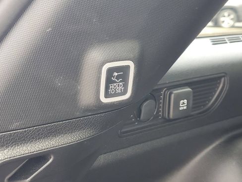 Certified 2024 Jeep Grand Cherokee Limited w/ Luxury Tech Group II AWD/4WD image 10