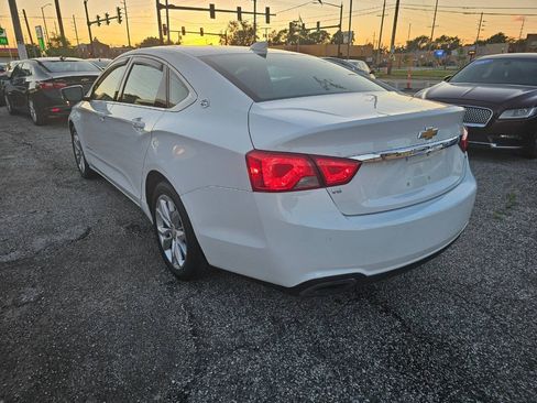 Used 2018 Chevrolet Impala LT FWD image 3