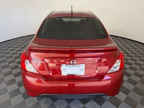 Used 2018 Nissan Versa S Plus image 5