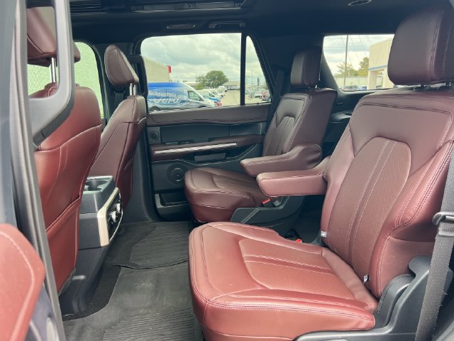 Used 2024 Ford Expedition Limited RWD image 31