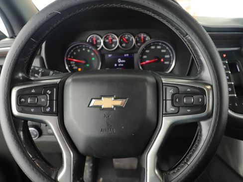 Used 2021 Chevrolet Tahoe LT w/ LT Signature Package image 9