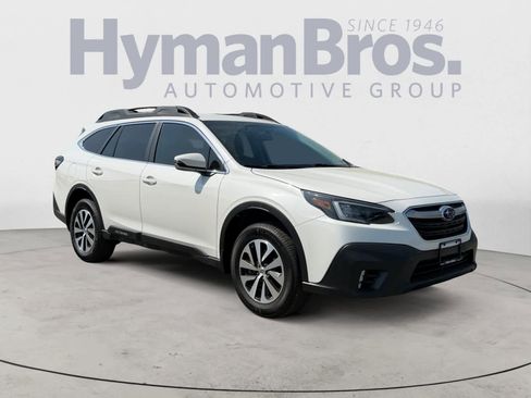 Used 2020 Subaru Outback Premium AWD/4WD image 1