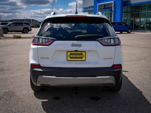 Used 2019 Jeep Cherokee Limited w/ Luxury Group AWD/4WD image 6