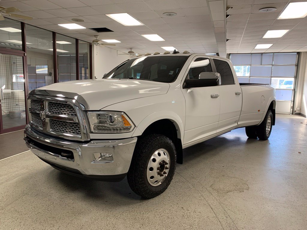 Used 2018 RAM 3500 Laramie AWD/4WD image 3