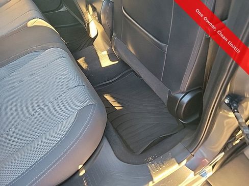 Used 2024 Subaru Crosstrek 2.0i Premium image 37