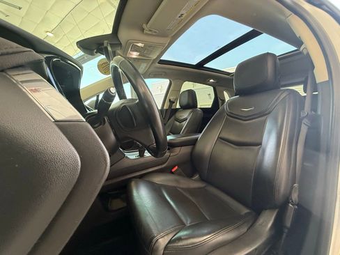 Used 2019 Cadillac XT5 Premium Luxury image 4