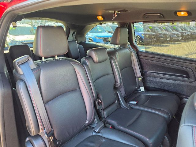 Certified 2025 Honda Odyssey Sport-L image 17