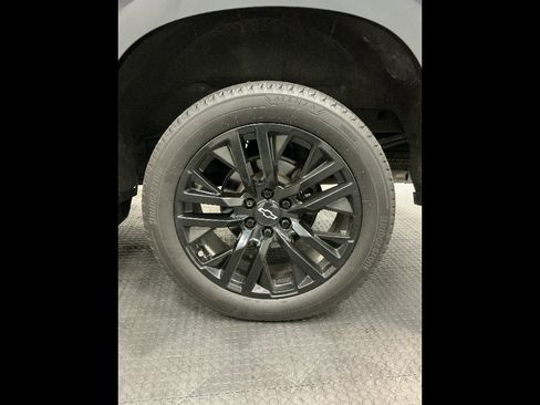 Used 2022 Chevrolet Silverado 1500 High Country AWD/4WD image 44