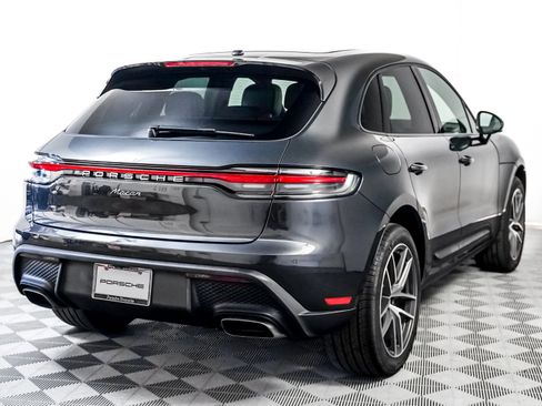 Certified 2025 Porsche Macan image 10