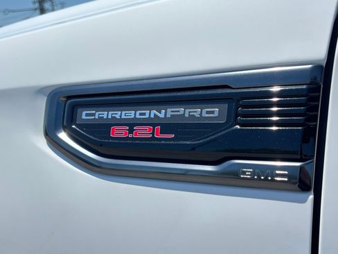 Used 2024 GMC Sierra 1500 AT4 w/ Technology Package AWD/4WD image 10