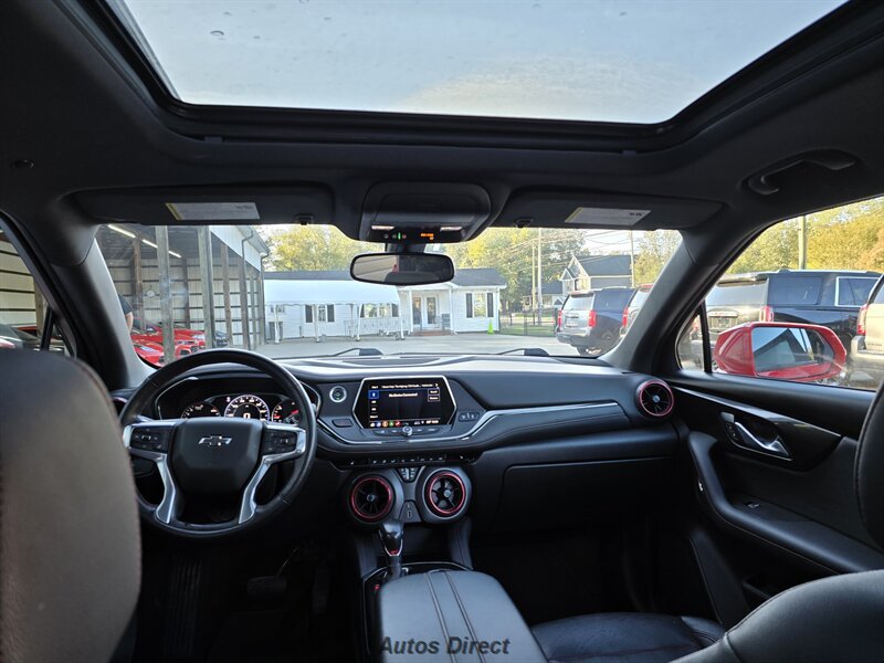 Used 2019 Chevrolet Blazer RS w/ Sun and Wheels Package FWD image 32