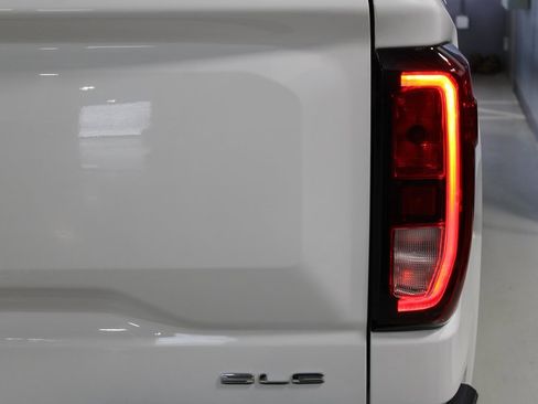 Used 2020 GMC Sierra 1500 SLE w/ SLE Value Package image 46