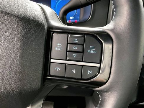 Used 2026 Ford F450 Platinum w/ FX4 Off-Road Package image 25