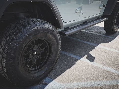 Used 2023 Jeep Wrangler Unlimited Sport AWD/4WD image 37