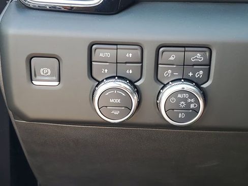 Used 2024 GMC Sierra 1500 Denali Ultimate image 21