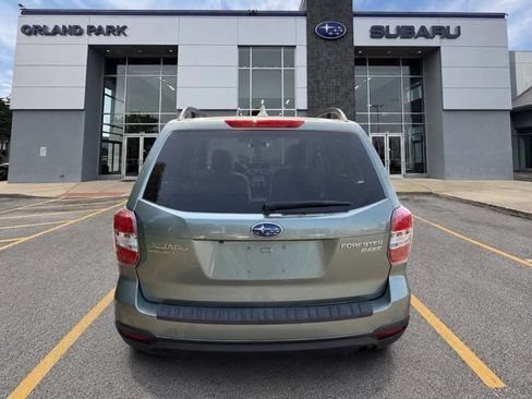 Used 2016 Subaru Forester 2.5i Premium w/ All-Weather Package AWD/4WD image 6