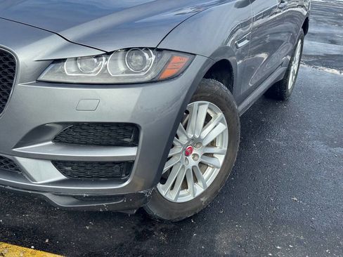 Used 2020 Jaguar F-PACE Prestige image 28