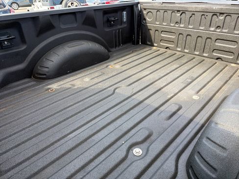 Used 2020 Ford F250 Platinum w/ FX4 Off-Road Package image 22