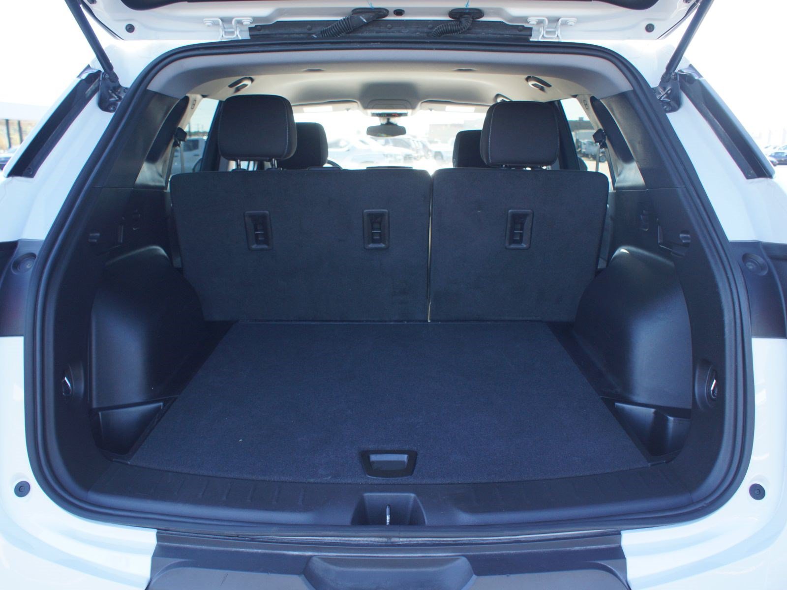 Used 2026 Chevrolet Blazer LT FWD image 16