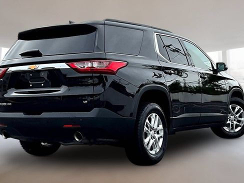 Used 2020 Chevrolet Traverse LT w/ Driver Confidence II Package AWD/4WD image 6