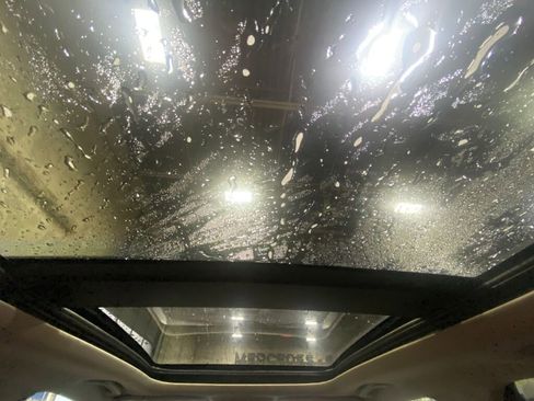 Used 2020 Ford Edge SEL image 16