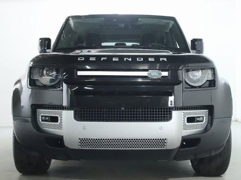 Certified 2023 Land Rover Defender 130 SE AWD/4WD image 14