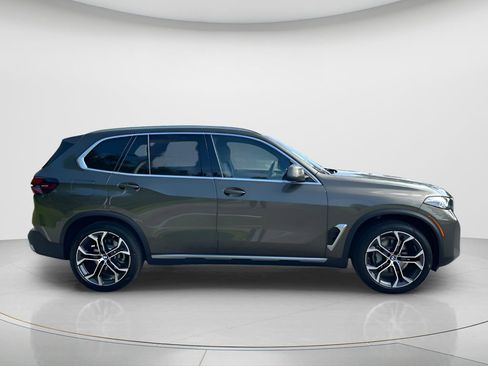 New 2026 BMW X5 xDrive40i AWD/4WD image 4