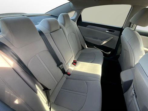 Used 2018 Hyundai Sonata ECO image 17