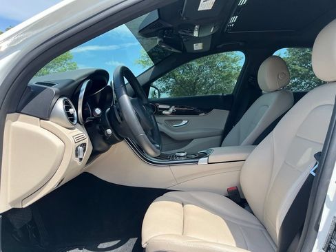 Used 2018 Mercedes-Benz C 300 4MATIC Sedan image 15