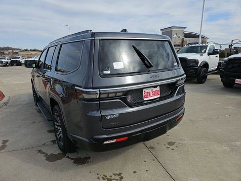 New 2026 Jeep Grand Wagoneer 4WD image 3