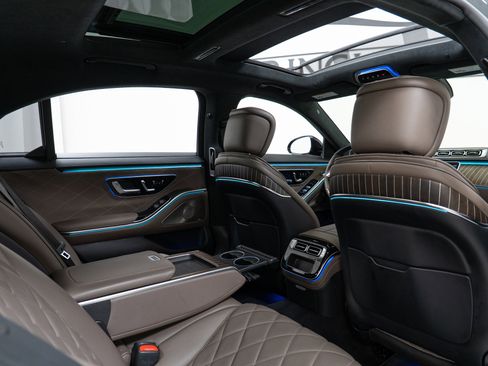 Certified 2023 Mercedes-Benz S 580 4MATIC Sedan image 25