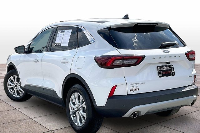 Certified 2024 Ford Escape Active w/ Tech Pack #1 AWD/4WD image 2