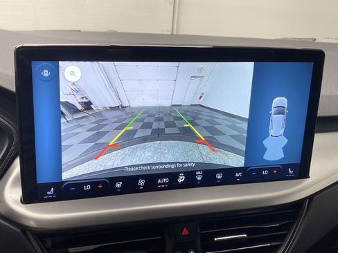 New 2024 Ford Escape PHEV image 5